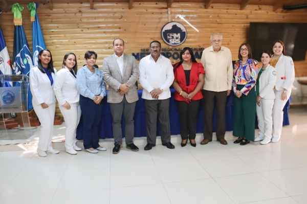 Otorgan reconocimiento a la doctora Dania Torres