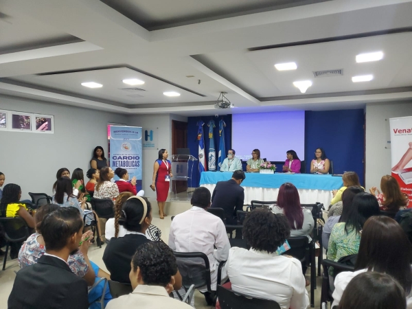 Realizan Primera Jornada Científica de la Residencia de Medicina Familiar y Comunitaria.