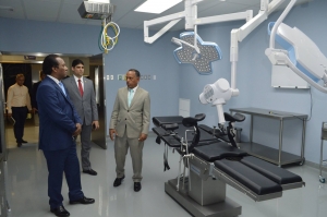 Jorge Radham&eacute;s Zorrilla Ozuna realiz&oacute; una visita de cortes&iacute;a al director del hospital Marcelino V&eacute;lez Santana,
