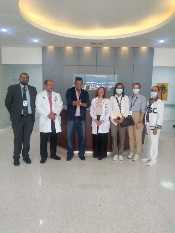 Evalúan área para instalación del Banco de Leche Materna y Lactancia del hospital Marcelino Vélez Santana.