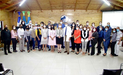 SNS capacita periodistas de la Red Pública