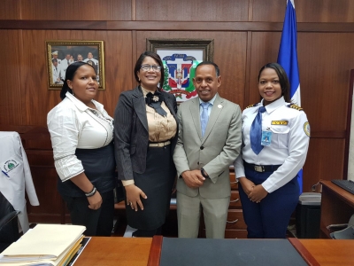 Hospital Marcelino Vélez Santana y Centro Penitenciario formalizan intercambio de cooperación